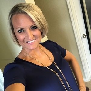 Meet your Posher, Whitney